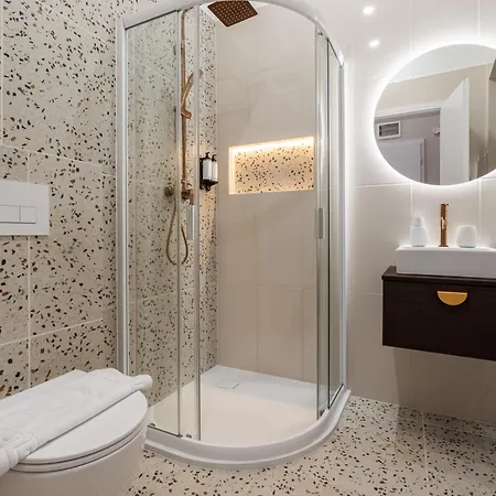 W18 - Boutique Apartments, Location By Bqa 부다페스트