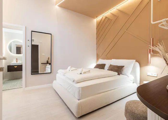 W18 - Boutique Apartments, Location By Bqa *